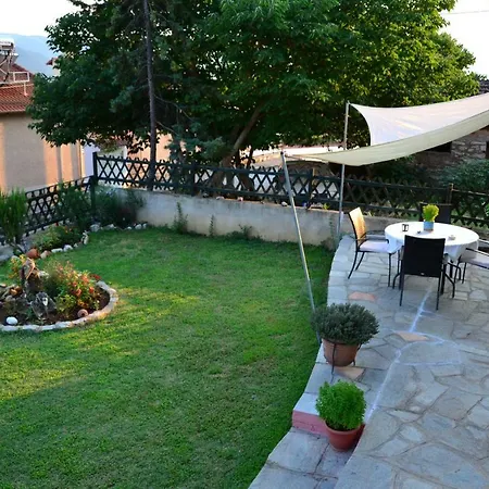 Amigdaleonas House